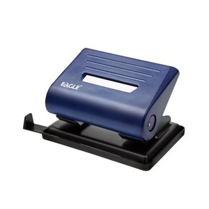 Dziurkacz 837 niebieski 32 kartki EAGLE