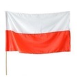 Flaga narodowa na drzewcu
