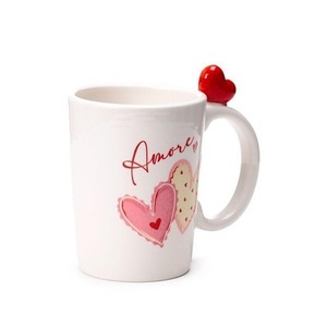 Kubek ceramiczny Serce Amora z serduszkiem