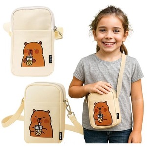 Saszetka na ramię Kapibara biała 20x14,5cm